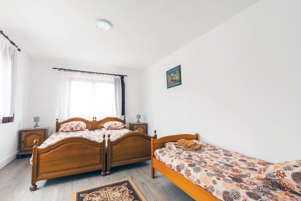 Eross Kulcsoshaz Villa Lăzarea Buitenkant foto