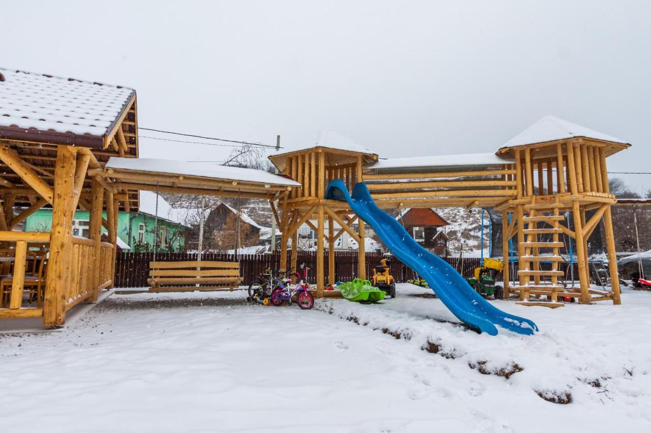 Eross Kulcsoshaz Villa Lăzarea Buitenkant foto