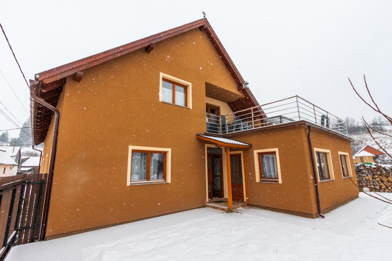 Eross Kulcsoshaz Villa Lăzarea Buitenkant foto