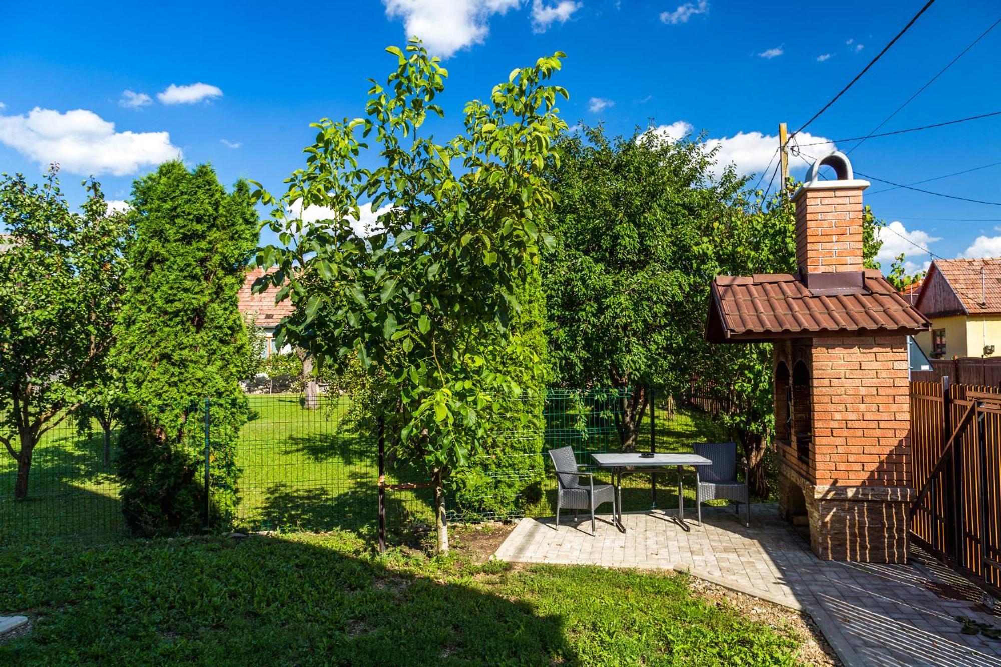 Eross Kulcsoshaz Villa Lăzarea Buitenkant foto