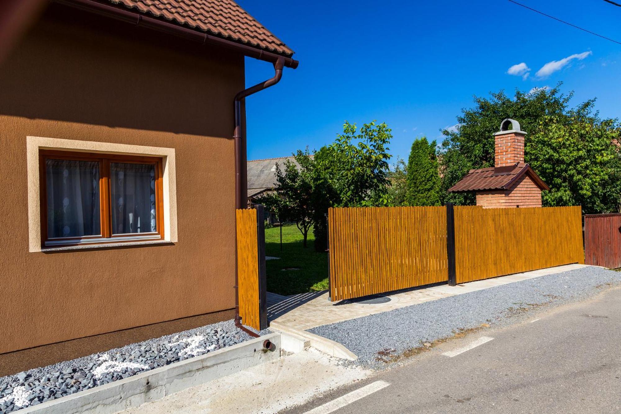 Eross Kulcsoshaz Villa Lăzarea Buitenkant foto