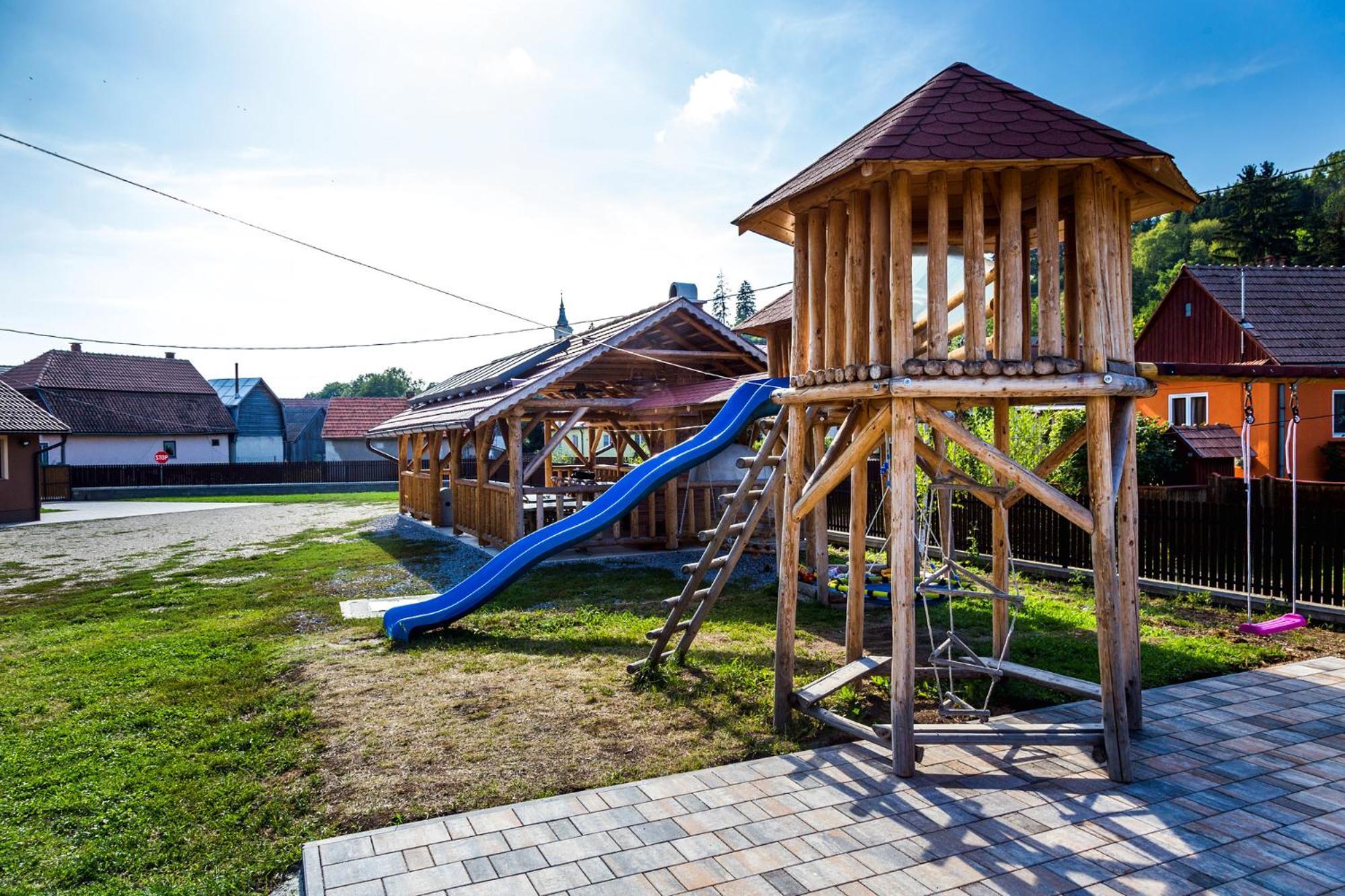 Eross Kulcsoshaz Villa Lăzarea Buitenkant foto
